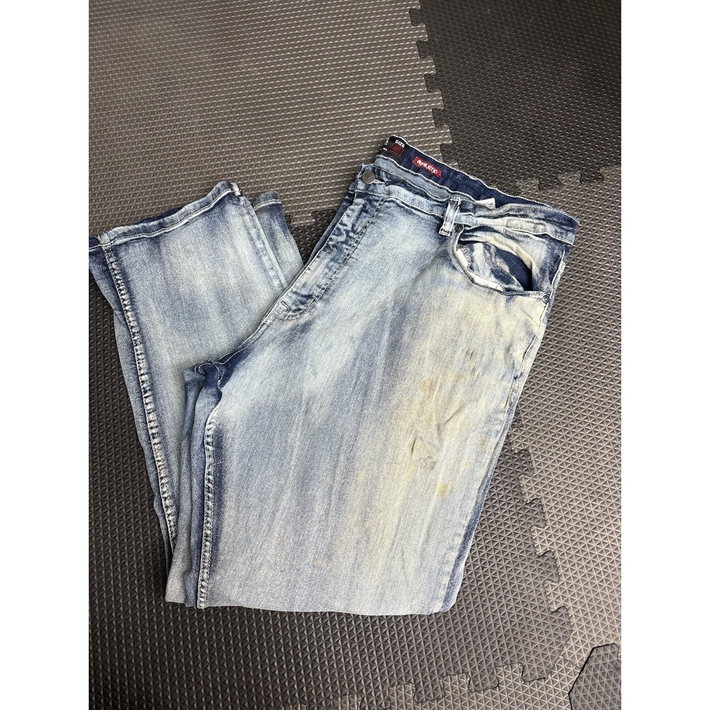Ecko Unltd. Men's Size 46 Athletic Fit Jeans Light Wash Blue Denim